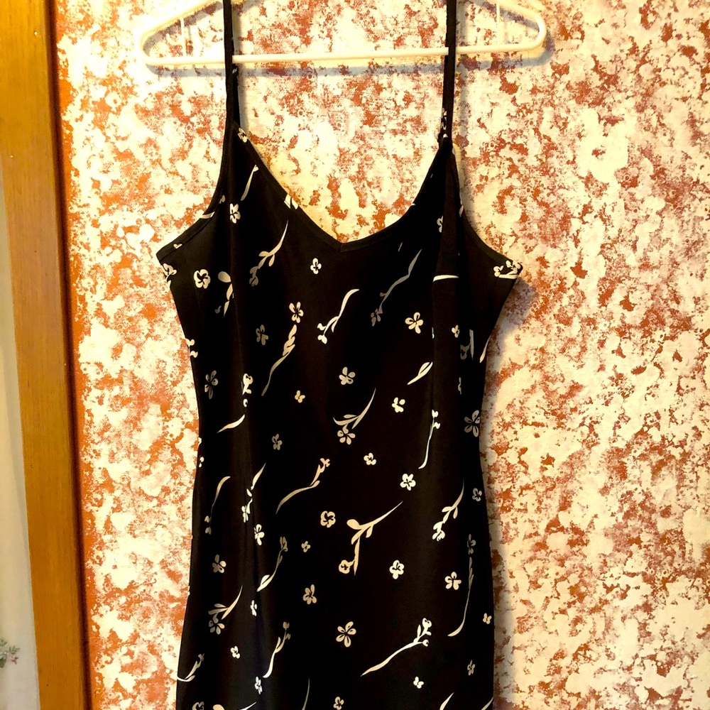 Sun Dress, Midi, B & W, Flower Design, Size 12